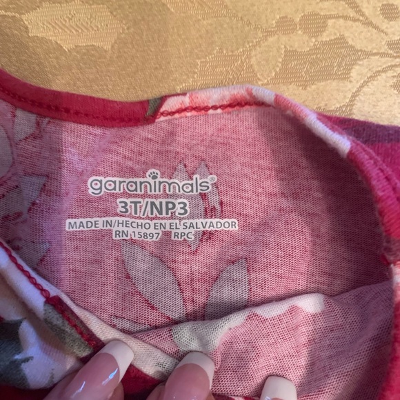 Cute little girl separates sz3t - Picture 3 of 12